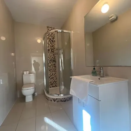 Beach Gem 5 Adult Spaces Plus Child Apartament