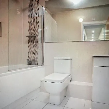 Beach Gem 5 Adult Spaces Plus Child 都柏林