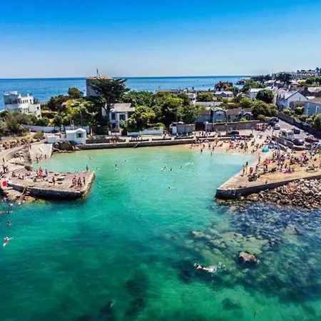 Beach Gem 5 Adult Spaces Plus Child 公寓 *